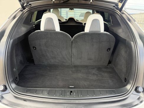 Used 2020 Tesla Model X Long Range AWD/4WD image 17