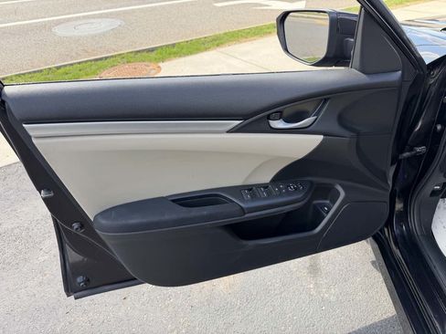 Used 2017 Honda Civic LX image 11