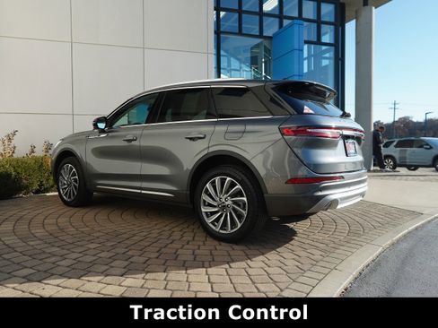 Used 2024 Lincoln Corsair Reserve w/ Equipment Group 201A image 18