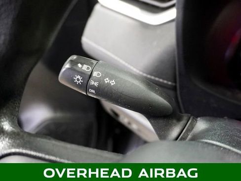 Used 2022 Toyota RAV4 LE image 18