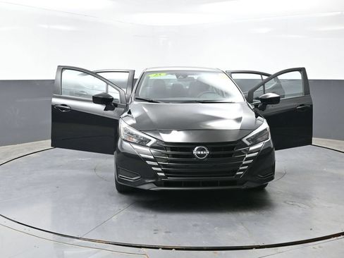 Used 2025 Nissan Versa SV FWD image 54