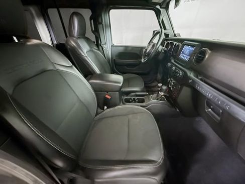 Used 2021 Jeep Wrangler Unlimited Freedom Edition image 25