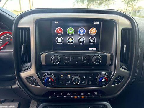 Used 2015 GMC Sierra 2500 Denali w/ Duramax Plus Package image 24