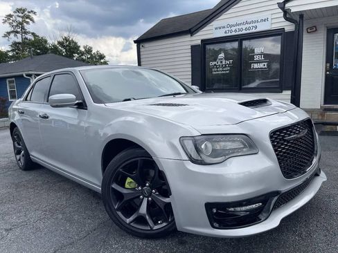 Used 2023 Chrysler 300 S RWD image 1