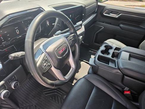 Used 2025 GMC Sierra 1500 SLT RWD image 17