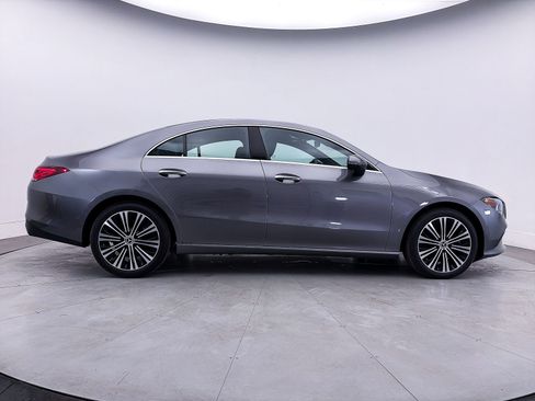Used 2023 Mercedes-Benz CLA 250 4MATIC w/ Premium Package image 39