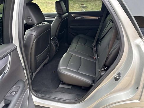 Used 2020 Cadillac XT5 Luxury image 18