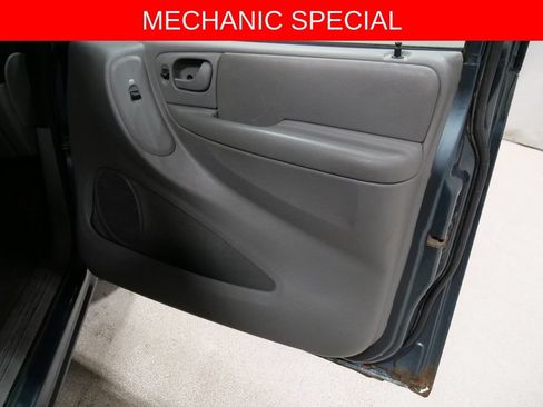 Used 2007 Dodge Caravan SXT w/ Popular Equipment Group I FWD image 28
