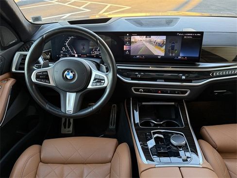 Certified 2023 BMW X7 xDrive40i w/ M Sport Package image 13