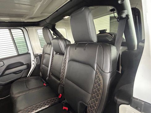 Used 2023 Jeep Wrangler Altitude image 45