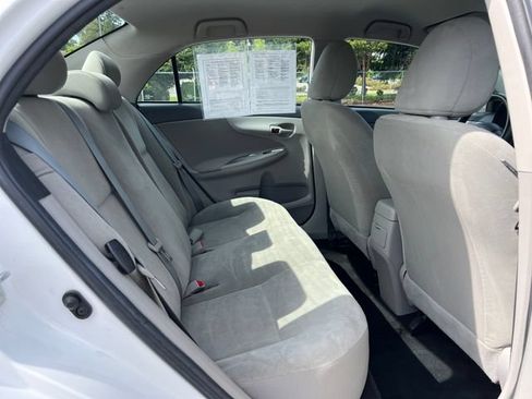 Used 2012 Toyota Corolla L FWD image 10