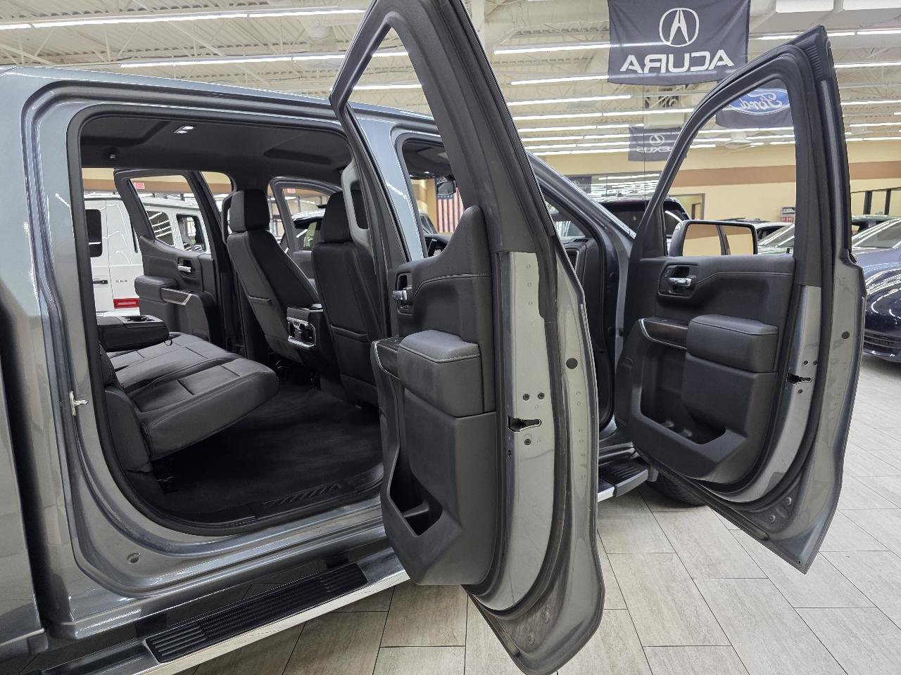 Used 2021 GMC Sierra 1500 SLT AWD/4WD image 14
