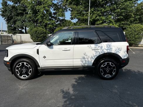 Certified 2022 Ford Bronco Sport Outer Banks w/ Tech Package AWD/4WD image 5