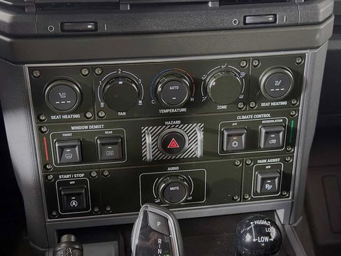 Used 2025 INEOS Grenadier AWD/4WD image 15