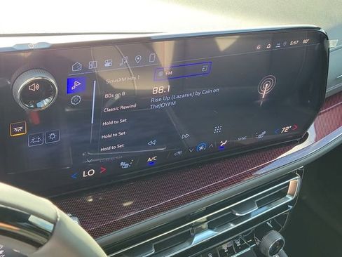 New 2026 Chevrolet Traverse Z71 w/ Enhanced Driving Package AWD/4WD image 30