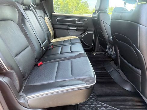 Used 2023 RAM 1500 Laramie AWD/4WD image 28