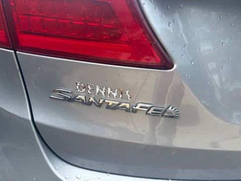 Used 2015 Hyundai Santa Fe Limited w/ Option Group 04 FWD image 6