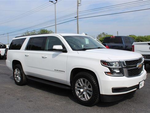 Used 2019 Chevrolet Suburban LT AWD/4WD image 7