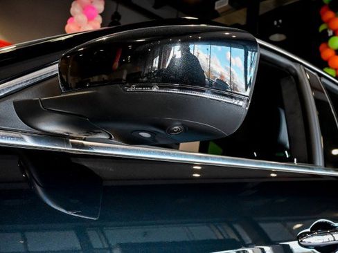 Used 2022 Maserati Levante GT image 13