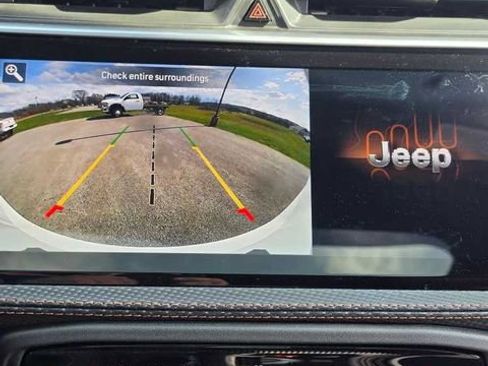 New 2026 Jeep Cherokee Limited AWD/4WD image 17