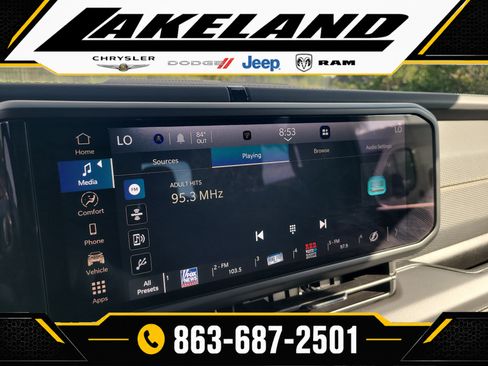 Used 2024 Jeep Gladiator Mojave AWD/4WD image 21