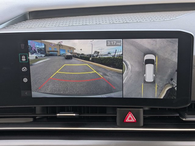 Certified 2026 Kia Carnival Hybrid FWD image 23