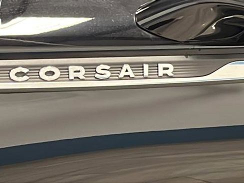 Used 2024 Lincoln Corsair AWD image 35