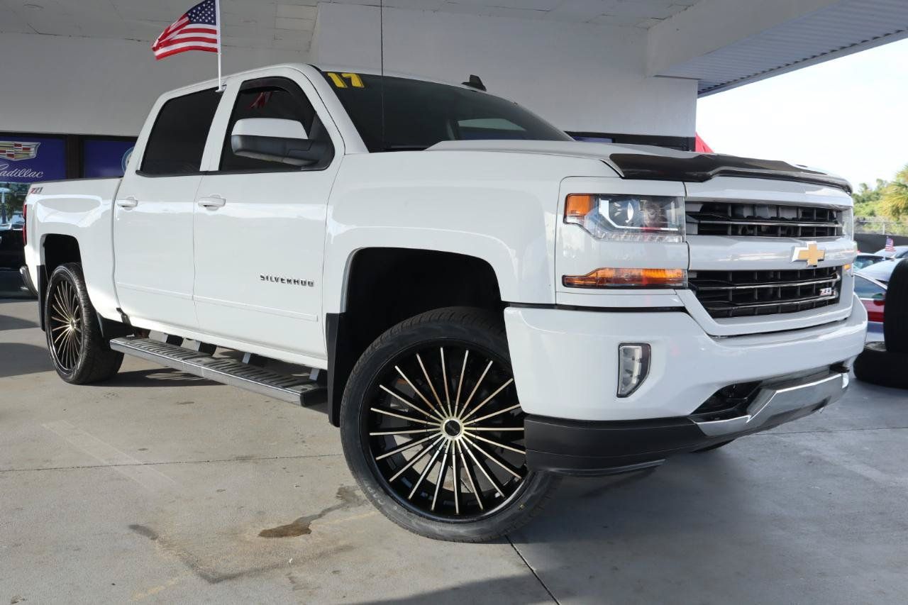 Used 2017 Chevrolet Silverado 1500 LT w/ All Star Edition AWD/4WD image 3