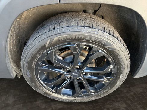 Used 2021 GMC Terrain SLT w/ Elevation Edition AWD/4WD image 38