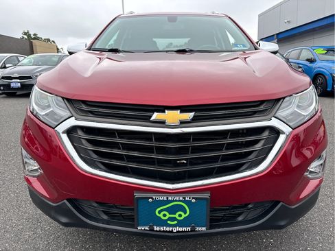 Certified 2018 Chevrolet Equinox LT w/ Sun & Infotainment Package FWD image 4