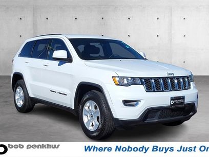 Used 2017 Jeep Grand Cherokee Laredo