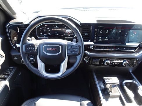 Used 2024 GMC Sierra 1500 Elevation w/ Preferred Package AWD/4WD image 32