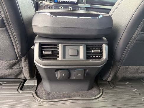 Used 2025 Ford F150 Lariat w/ Equipment Group 501A Mid AWD/4WD image 20