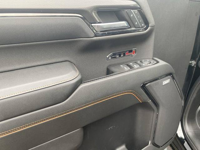 Used 2024 GMC Sierra 1500 AT4 w/ Technology Package AWD/4WD image 14