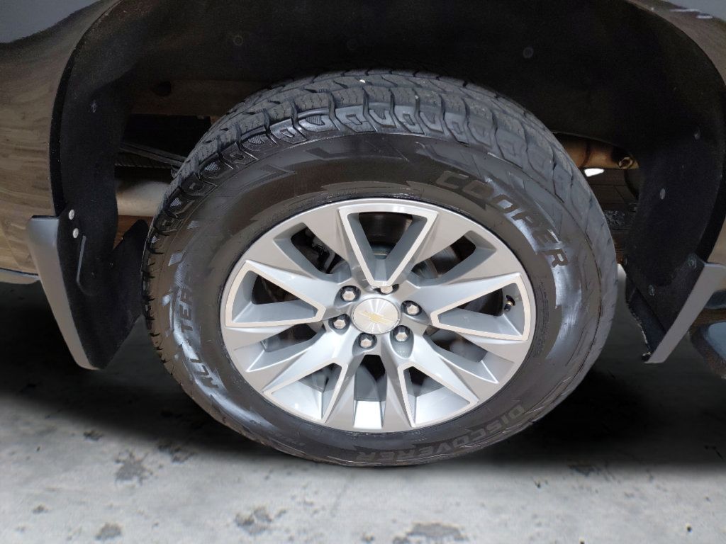 Used 2019 Chevrolet Silverado 1500 High Country w/ Max Trailering Package AWD/4WD image 9