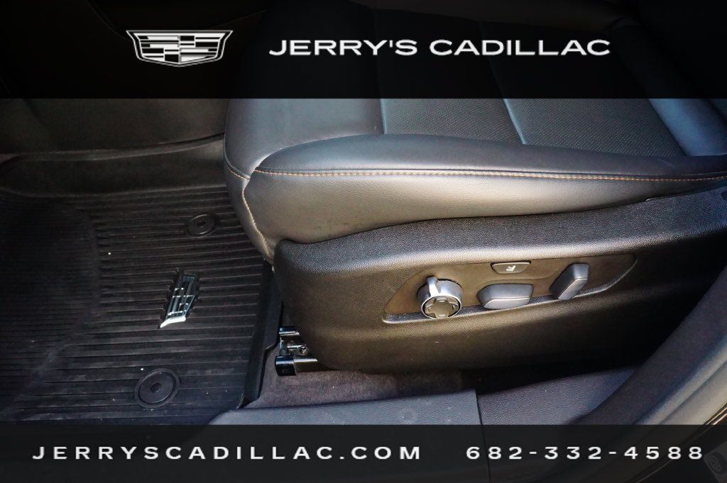 Used 2023 Cadillac XT4 Sport FWD image 18