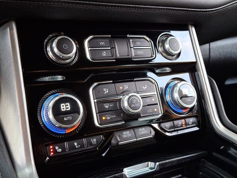 Certified 2023 GMC Yukon Denali AWD/4WD image 19