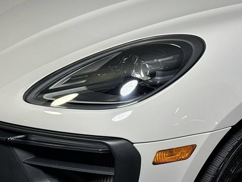 Certified 2024 Porsche Macan GTS AWD/4WD image 31
