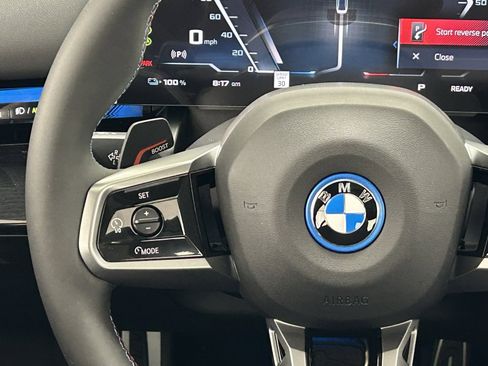 Used 2025 BMW i5 M60 w/ Premium Package image 11