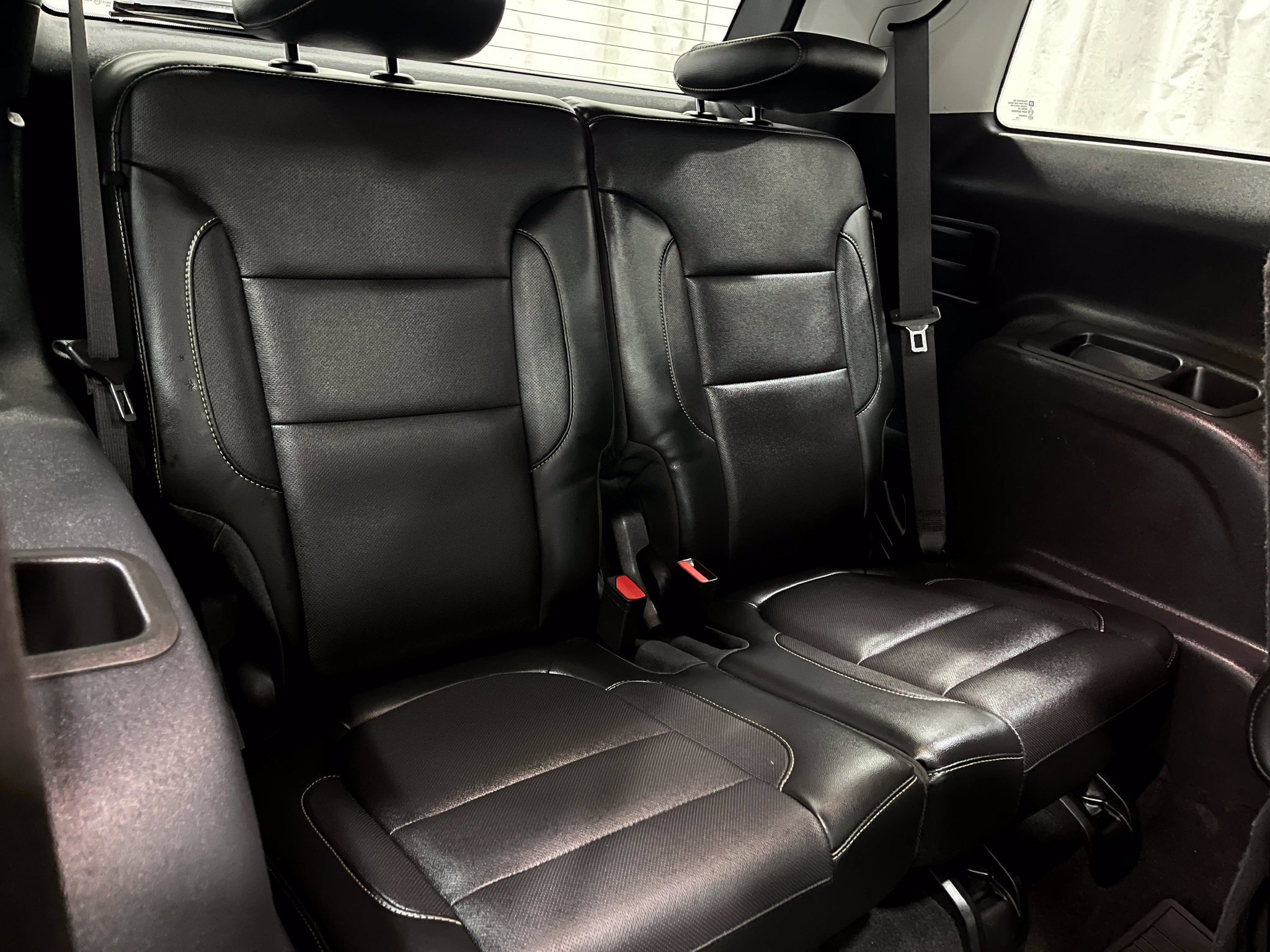 Used 2019 GMC Acadia SLT w/ Black Edition FWD image 32