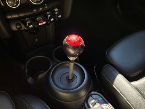 Used 2019 MINI Cooper S FWD image 30