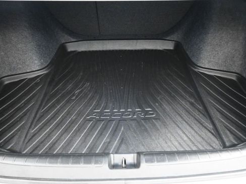 Used 2022 Honda Accord Sport image 14