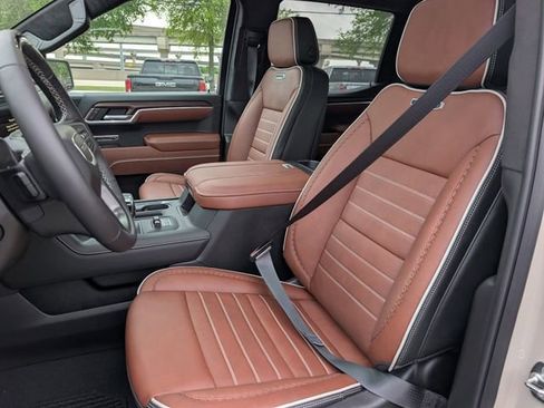 New 2026 GMC Sierra 1500 Denali Ultimate AWD/4WD image 18