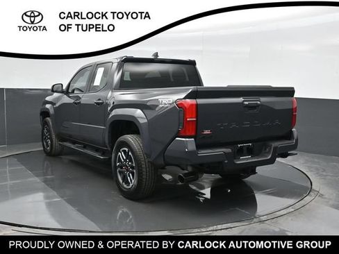 Used 2025 Toyota Tacoma TRD Sport AWD/4WD image 11