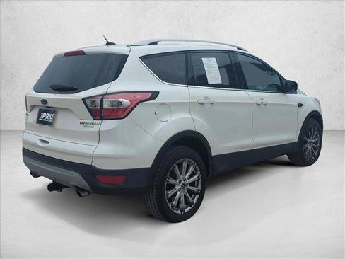 Used 2017 Ford Escape Titanium FWD image 5