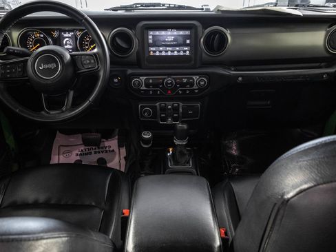 Used 2019 Jeep Wrangler Unlimited Sport AWD/4WD image 22