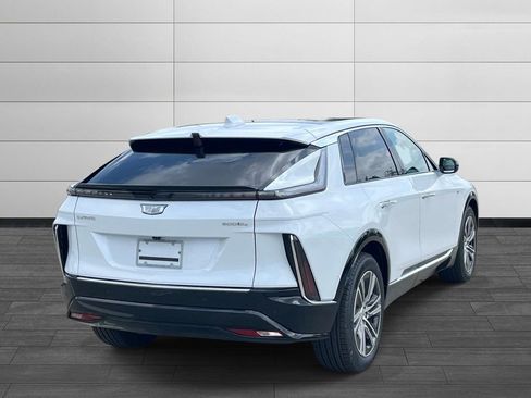 New 2026 Cadillac Lyriq Premium Luxury AWD/4WD image 5