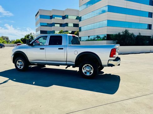 Used 2018 RAM 2500 Tradesman w/ Chrome Appearance Group AWD/4WD image 13