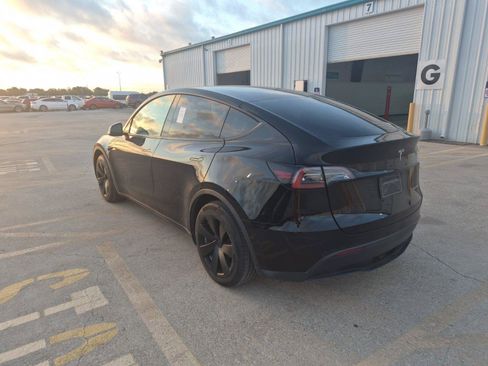 Used 2022 Tesla Model Y Long Range AWD/4WD image 4