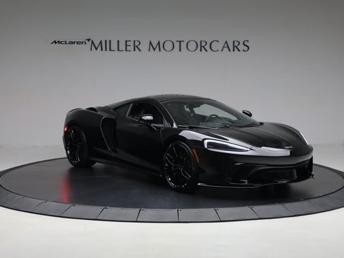 Used 2025 McLaren GTS RWD image 11